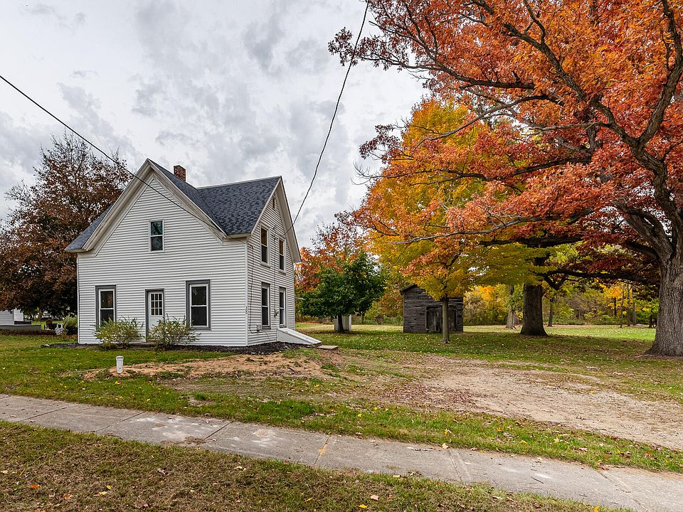 300 W Pleasant St, Hubbardston, MI 48845 Zillow