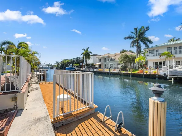 330 SE 9th Ct, Pompano Beach, FL 33060