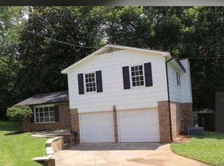 1052 Martin Nash Rd, Lilburn, GA 30047