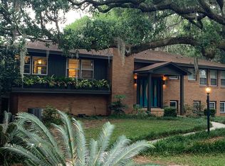 1057 Fort Sumter Dr, Charleston, SC 29412