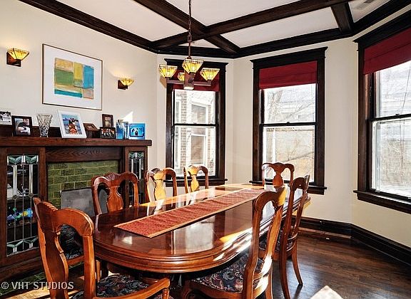 4th image of 1922 W Touhy Ave #2