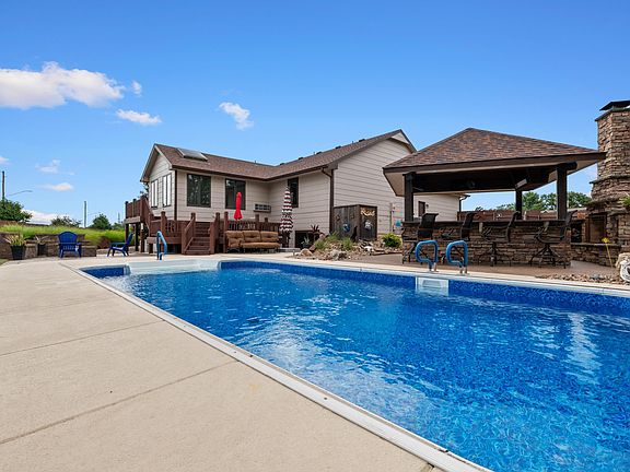 4th image of 331 S Limuel Ct