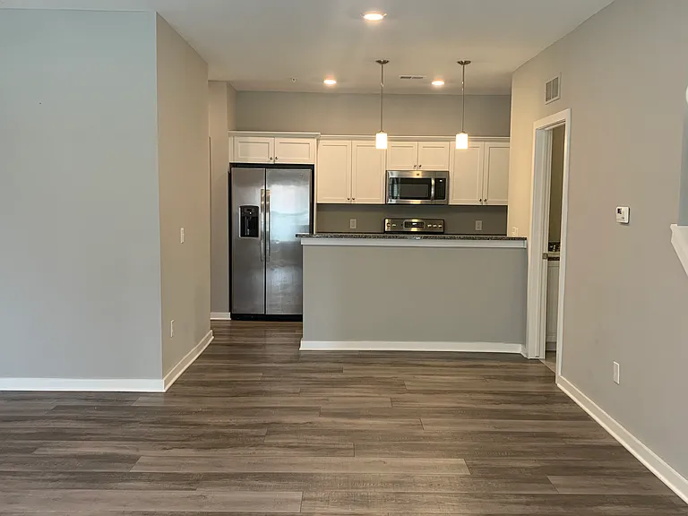 Shelby Pointe Village — Photo 19
