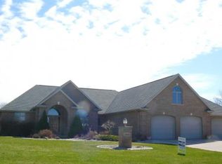 920 Pelican Dr, Pulaski, WI 54162
