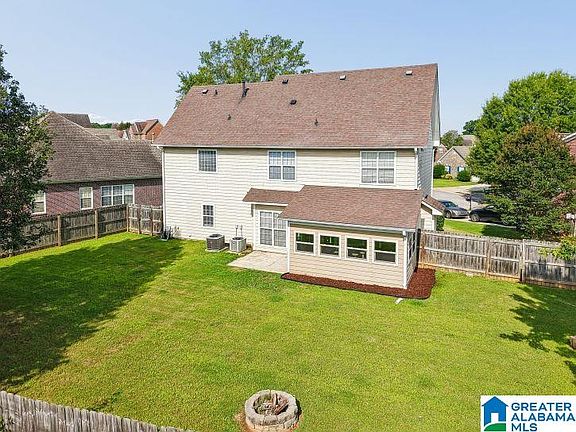 2nd image of 6008 Overlook Ln