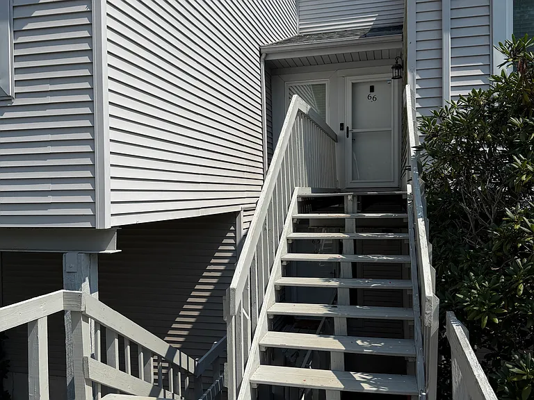 1050 21st Ave NW #66 — Photo 2