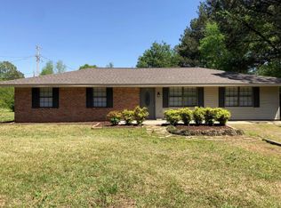 129 Caide Cv, Columbus, MS 39705
