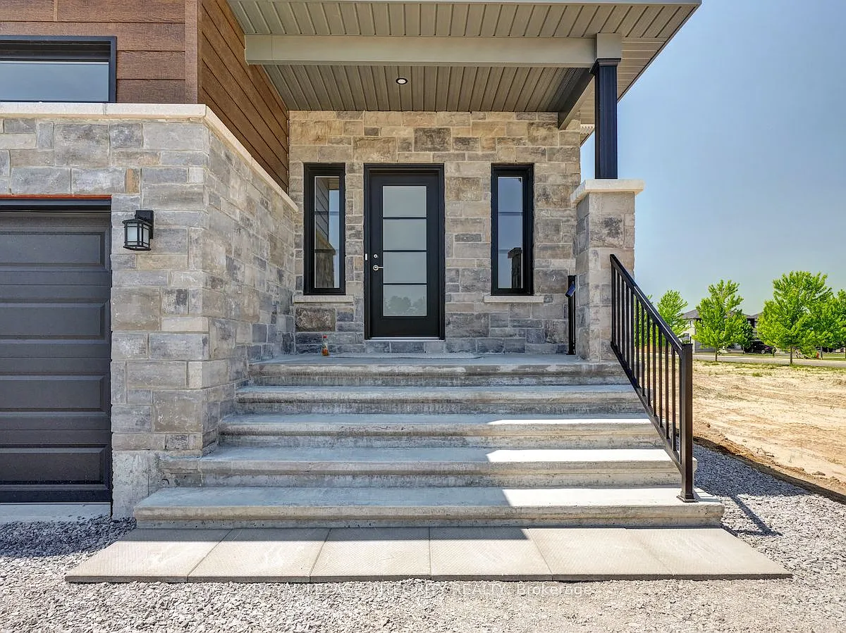 2 bed, $2,100 — Photo 1