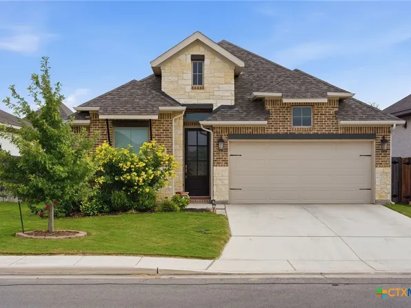 1916 Highland, Seguin, TX 78155