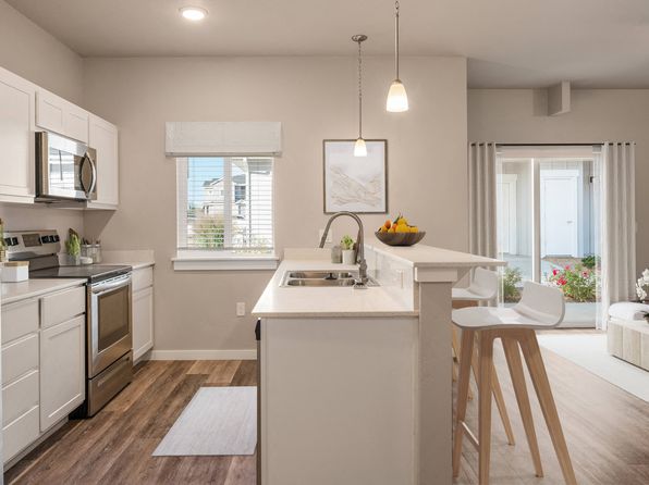 Southside Townhomes | 1004 Southside Blvd, Nampa, ID
