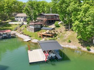 1008 Kennedy Ln, Keytesville, MO 65261