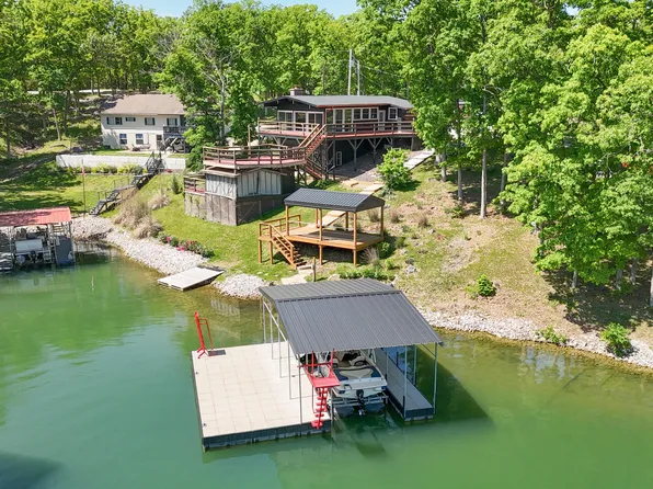 1008 Kennedy Ln, Keytesville, MO 65261
