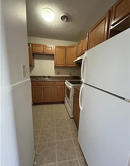 4309 Earl Dr #C-6 — Photo 5