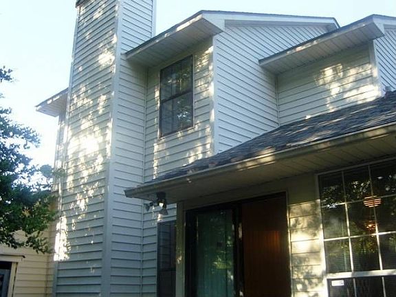 29 Indigo rear view