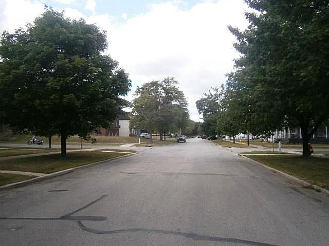 1st image of 205 Balsam St
