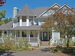 1367 Tilton Rd, Sebastopol, CA 95472