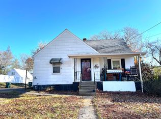 371 Douglas St, Bristol, VA 24201
