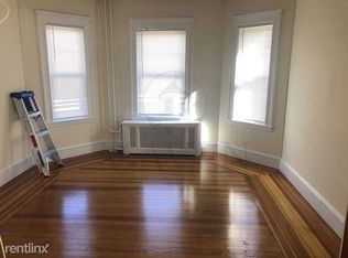24 Walnut St, Somerville, MA 02145