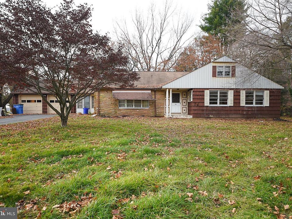 1st image of 1 Sunnyside Ln