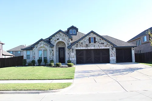 1221 Verheyden Dr Photo 1
