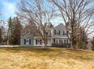 3018 Edgewood Rd, Pepper Pike, OH 44124