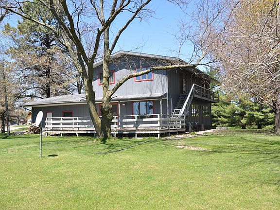 4th image of 133 Sherwood Park Dr