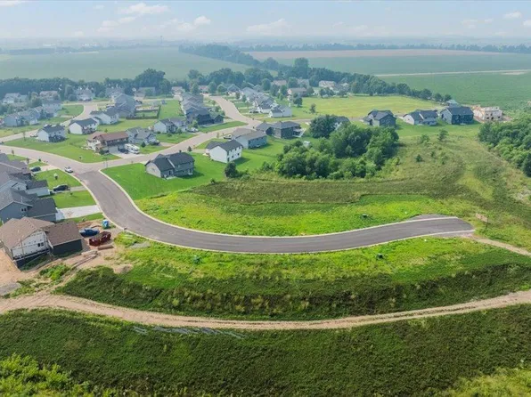 7993 Hunter Lake Dr, Clear Lake, MN 55319