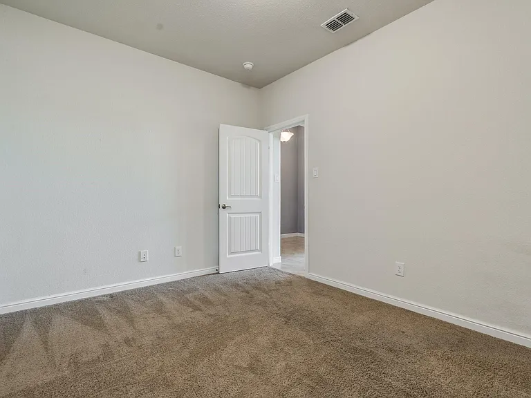 9921 Wynndel Trl — Photo 20