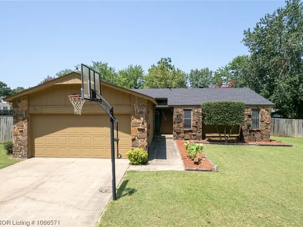 9108 Kiltartan Dr, Fort Smith, AR 72908