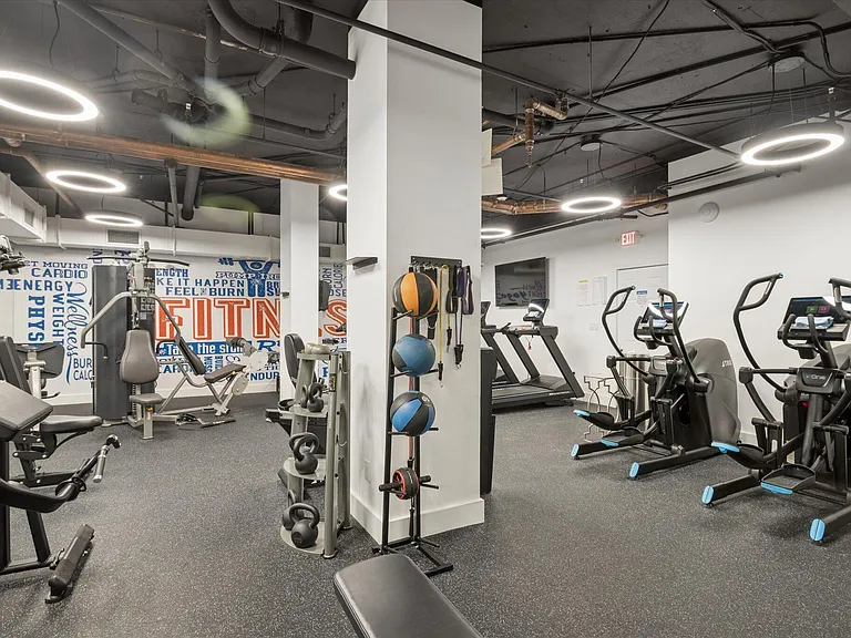 333 NE 21st Ave #1622 — Photo 30