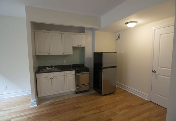2nd image of 302 W 87th St APT 52