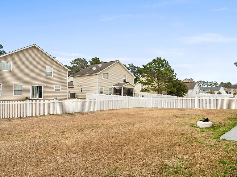 325 Vesta Dr — Photo 31