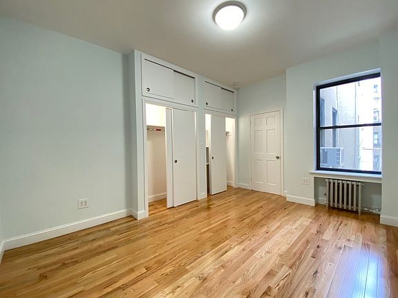 5th image of 45 Saint Marks Pl APT 3