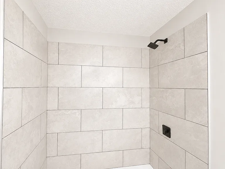 521 Avenue C #D — Photo 6