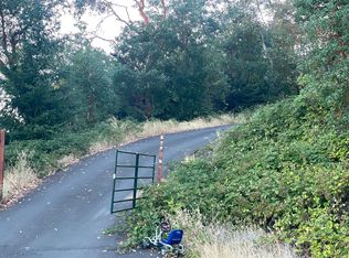 555 Hagle Ln, Roseburg, OR 97470