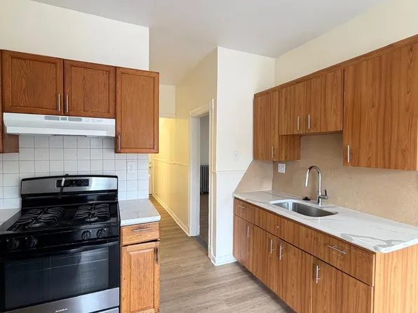 125 Chestnut St APT 2, Chelsea, MA 02150