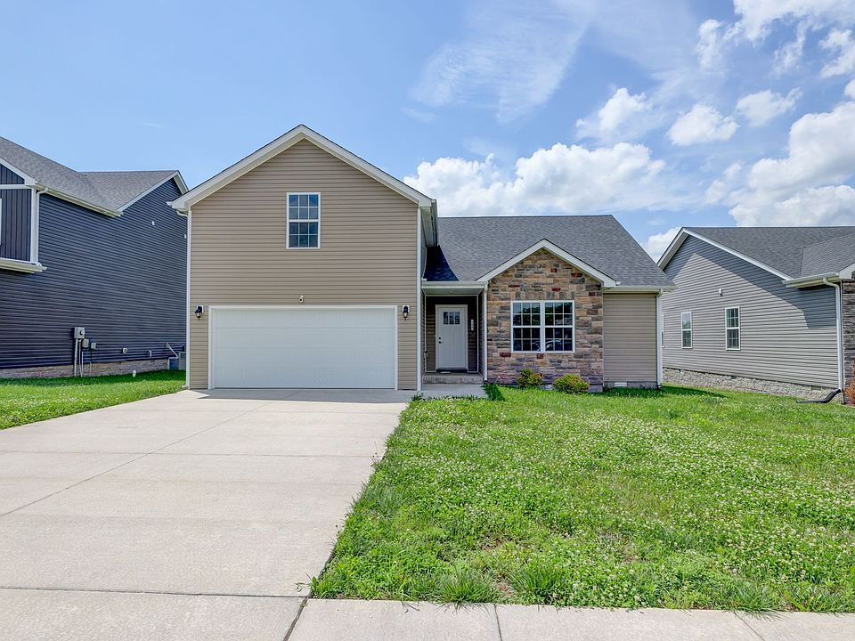 1st image of 390 Pinkston Ct