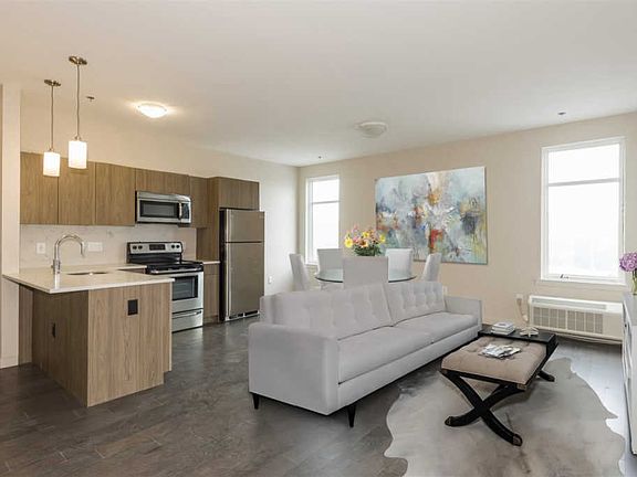 5th image of 361 Newark Ave APT 508