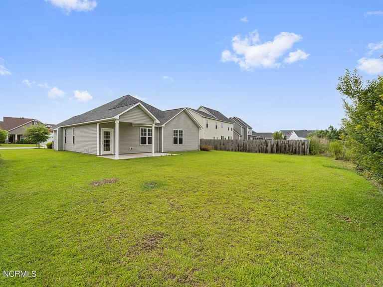 607 Drummond Grove Ln — Photo 18