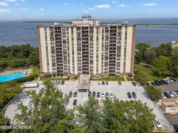 1 Scenic Drive Drive #907, Highlands, NJ 07732