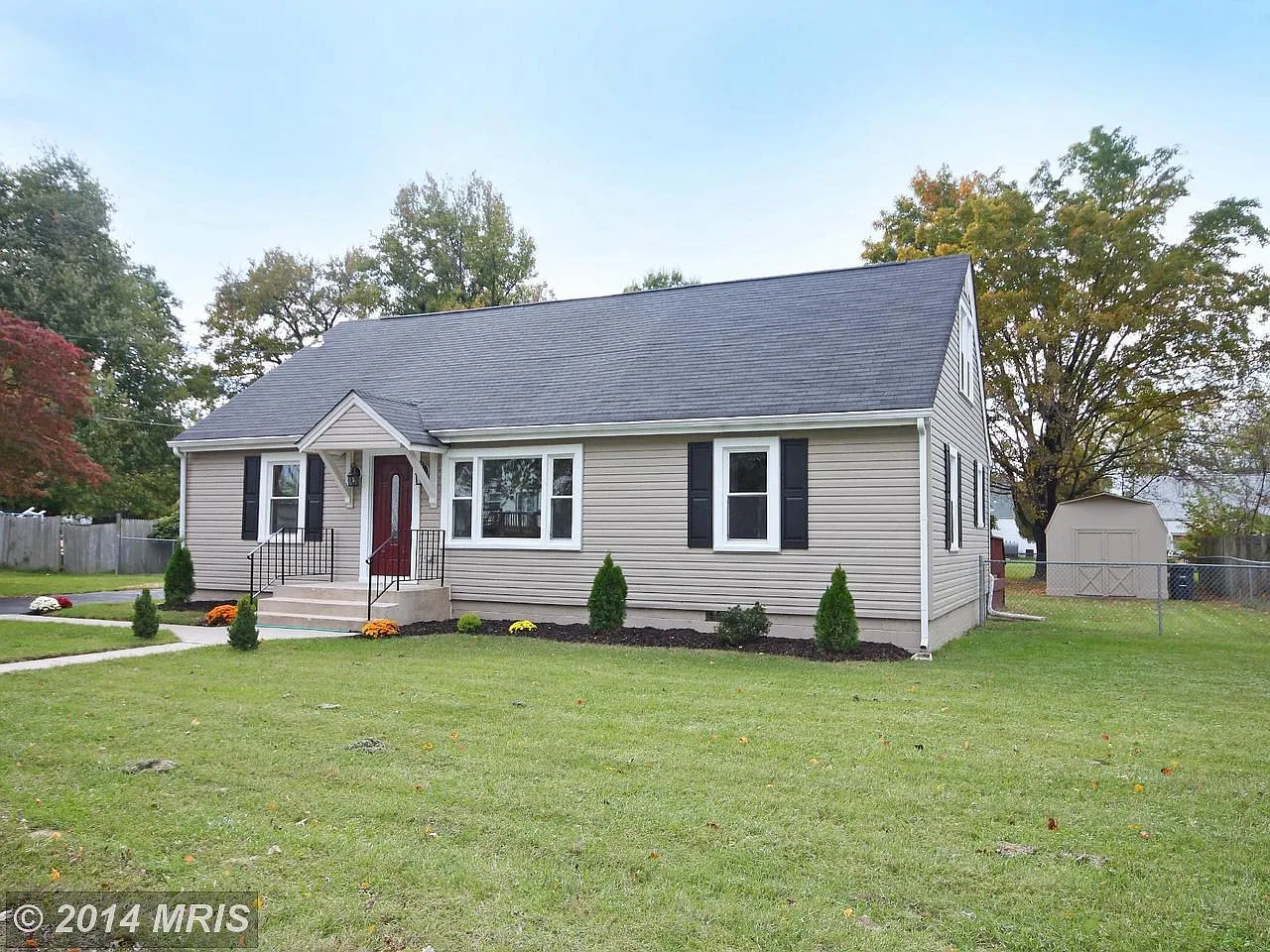 5207 Maple Shade Ln photo 1