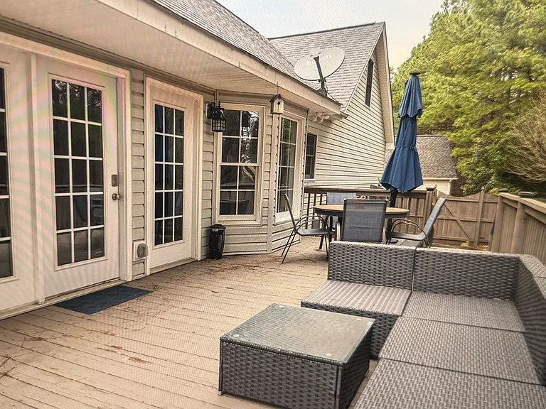 2766 Briaroak Dr — Photo 5