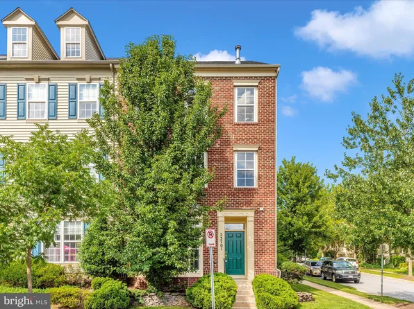 23701 Clarksmeade Dr, Clarksburg, MD 20871