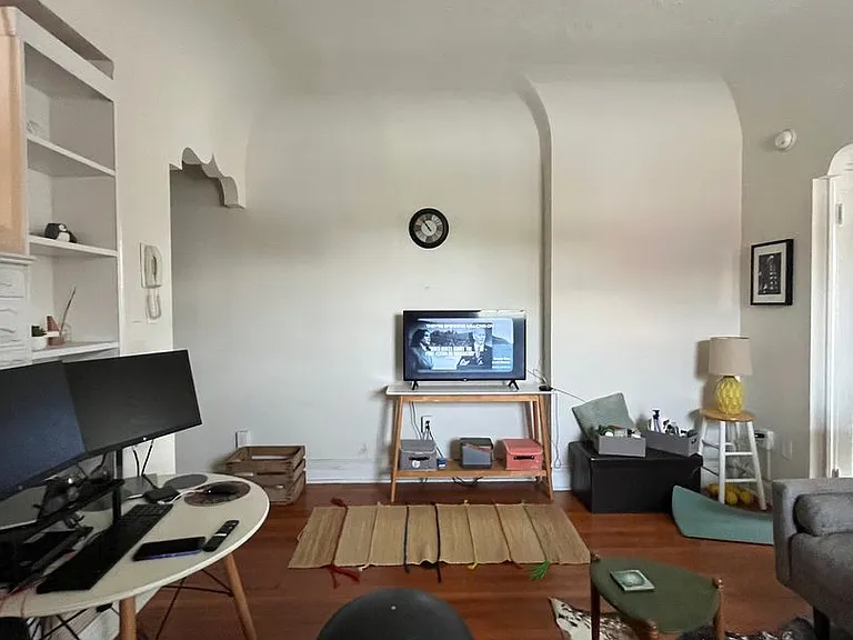 2030 Spruce Street — Photo 7