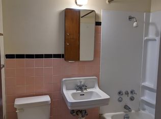 6033 California Ave SW APT 10, Seattle, WA 98136