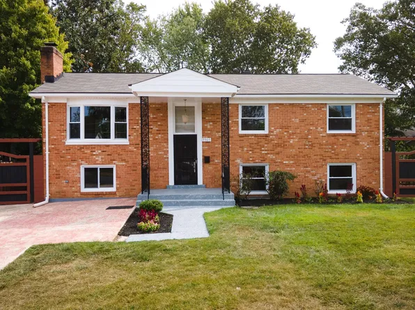 9905 Loudoun Ave, Manassas, VA 20109