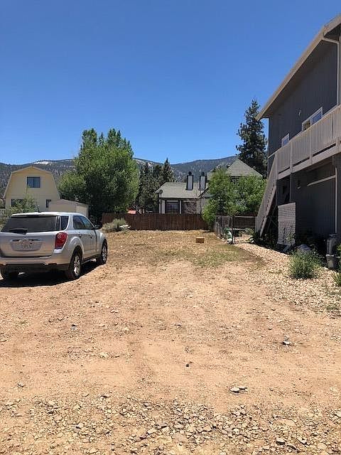 1st image of 2080 Cedar Ln