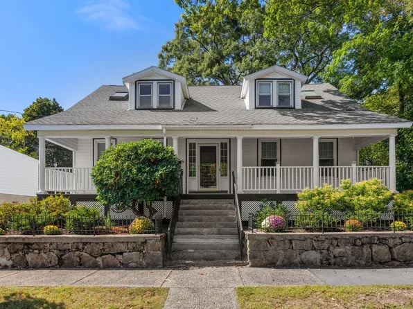 56 Rockdale Ave, Lynn, MA 01904
