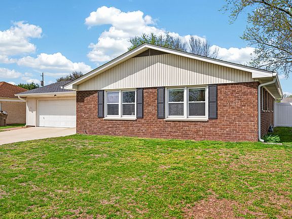 5th image of 5230 Yellowwood Dr