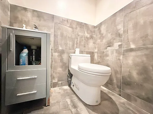 Rented by Doorway NYC, LLC | media 22